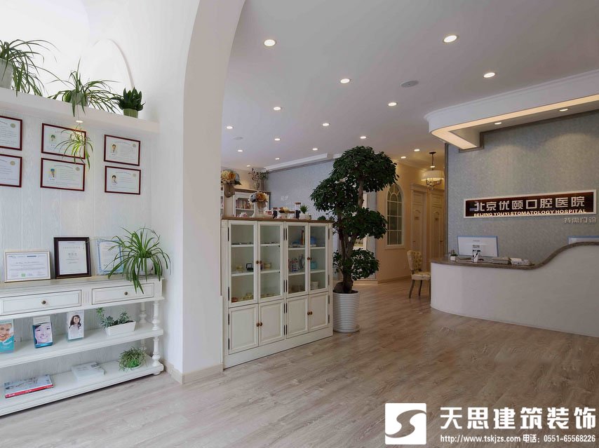 <a href=//lllznxl.cn/yiyuananli/ target=_blank class=infotextkey>合肥医院装修</a>专注打造良好的就医环境